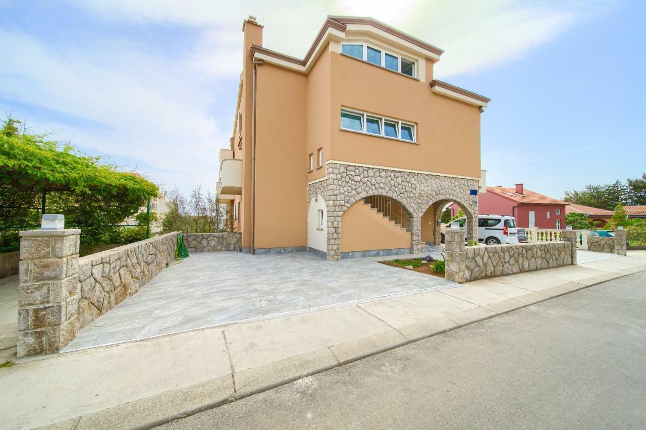 Apartments Vall Кърк Екстериор снимка