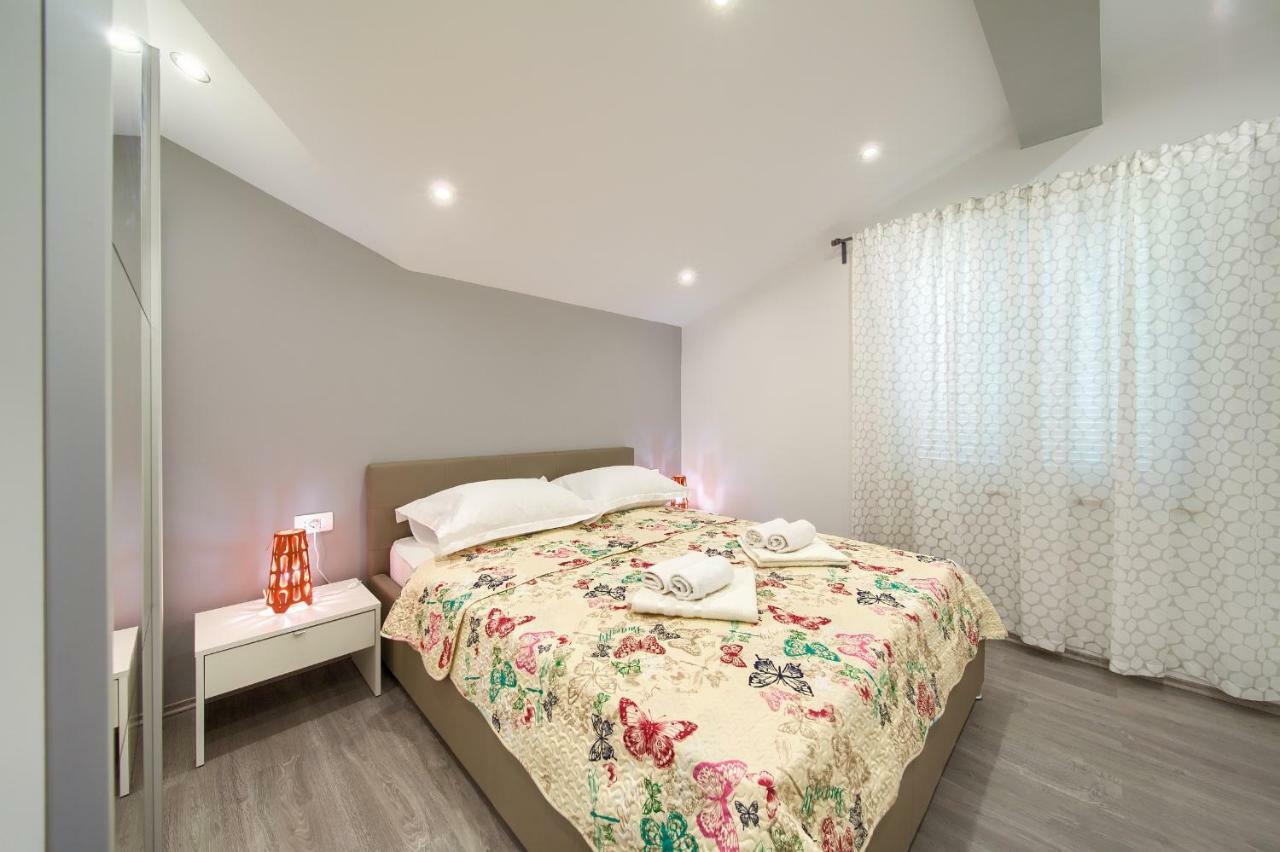 Apartments Vall Кърк Екстериор снимка