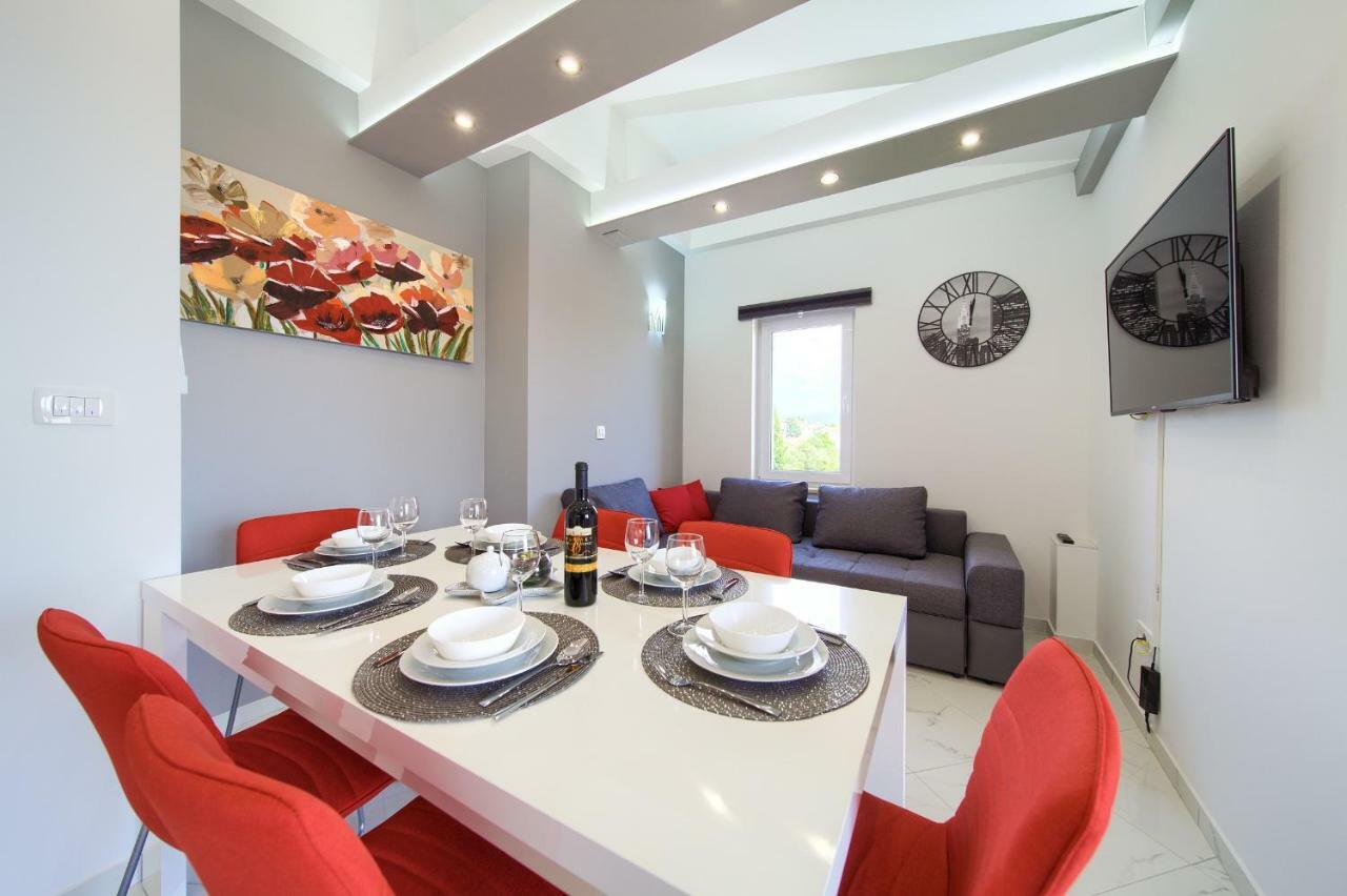 Apartments Vall Кърк Екстериор снимка